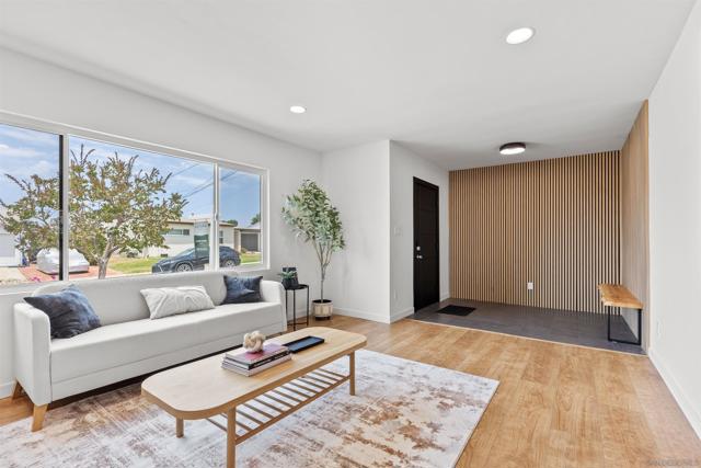3115 Geronimo, San Diego CA: https://media.crmls.org/mediaz/306478fd-e5fa-406a-9196-58388b2953cf.jpg