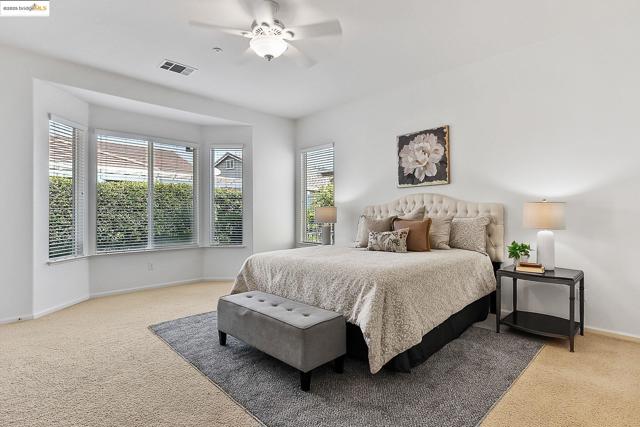 551 Quindell Way, Brentwood CA: https://media.crmls.org/mediaz/3064b702-a063-4a3f-98c8-9d87a9b7de54.jpg