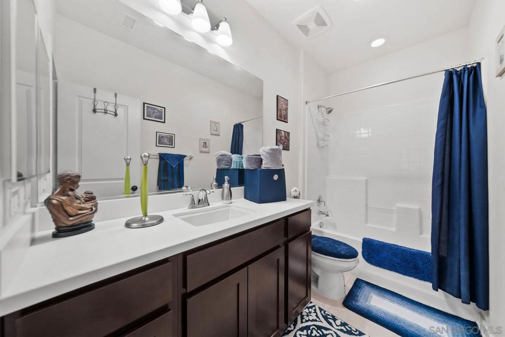 MLS #250040219SD image #16