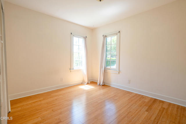 Detail Gallery Image 11 of 27 For 1726 Los Robles Ave, Pasadena,  CA 91104 - 3 Beds | 2 Baths