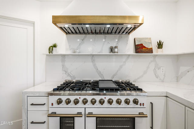 34 Vientos Road, Camarillo CA: https://media.crmls.org/mediaz/306658f8-ecf0-4691-83c3-e1a8546ab219.jpg