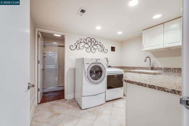 33 Altamount Drive, Orinda CA: https://media.crmls.org/mediaz/30680b13-3f4c-4d94-bee1-fa3bf37bbf0e.jpg