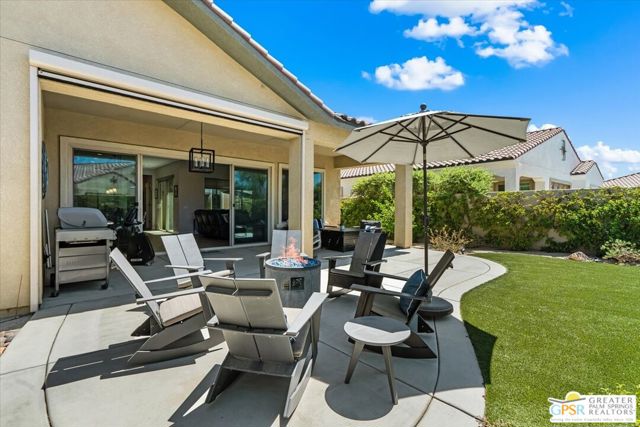 17 Cork Tree, Rancho Mirage CA: https://media.crmls.org/mediaz/30690bb0-1390-4f72-89f9-4933317aa796.jpg