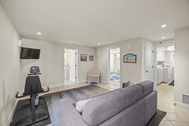 Detail Gallery Image 39 of 62 For 4177 Ocean Dr, Oxnard,  CA 93035 - 3 Beds | 3/1 Baths