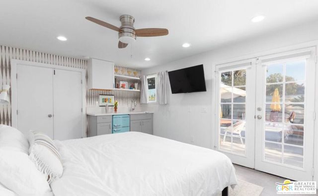 2241 E Finley Road, Palm Springs CA: https://media.crmls.org/mediaz/306a6190-e1e7-422f-a65a-259e02ff3d36.jpg