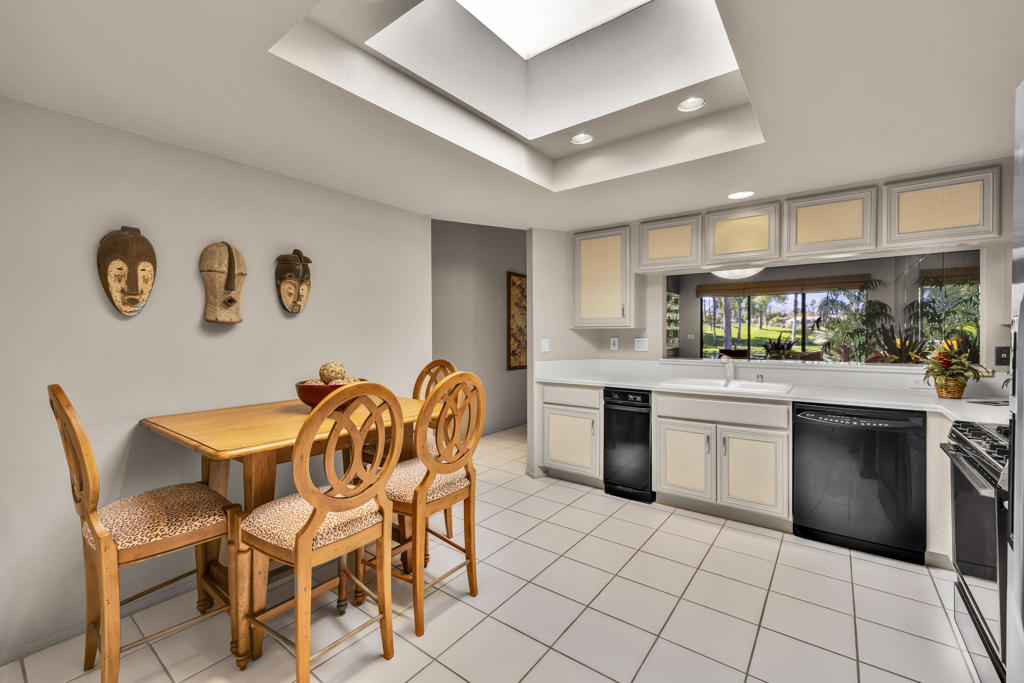 MLS #219138078DA image #5