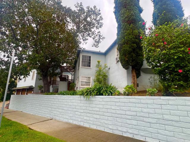 Detail Gallery Image 9 of 10 For 1704 Glendon Ave, Los Angeles,  CA 90024 - 2 Beds | 2 Baths