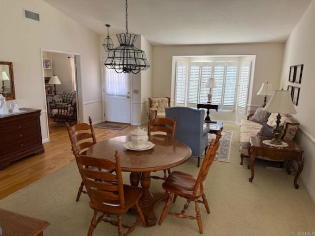 Detail Gallery Image 6 of 16 For 1633 Willowspring Dr. N., Encinitas,  CA 92024 - 4 Beds | 2 Baths