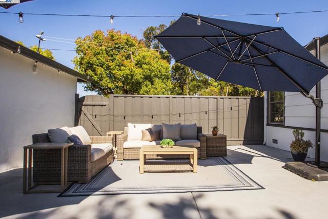 3208 McNutt, Walnut Creek CA: https://media.crmls.org/mediaz/306cf238-a849-400a-ae56-d8b1fdd53ba4.jpg