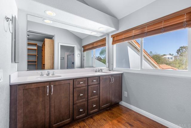 Detail Gallery Image 46 of 109 For 4169 Rhodes Way, Oceanside,  CA 92056 - 2 Beds | 2/1 Baths