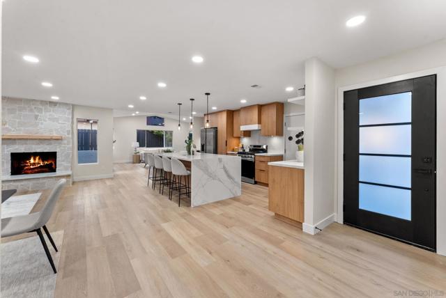 Image 3 of 31 For 2415 Galahad Rd.