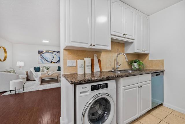 952 Kiely Boulevard, Santa Clara CA: https://media.crmls.org/mediaz/306e4cbb-4e11-4d30-bd39-fd6f84b02b2f.jpg