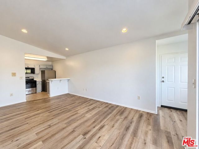 6545 Fulton Avenue, 205 photo 12
