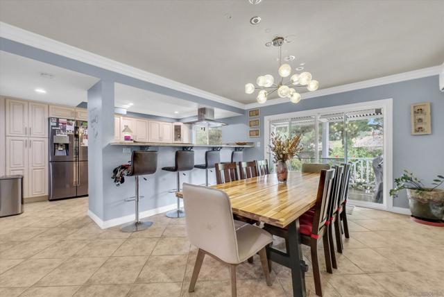 1521 Del Norte Dr, Corona CA: https://media.crmls.org/mediaz/3070b9d6-7999-47ea-8a2f-67559892ed20.jpg