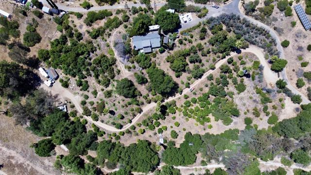 39182 Daily Road, Fallbrook CA: https://media.crmls.org/mediaz/3073562a-4e24-4f61-819a-5a3c1d86377a.jpg