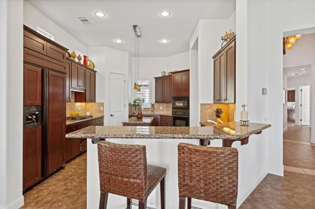 80143 Miramonte Lane, La Quinta CA: https://media.crmls.org/mediaz/30738761-1aed-4d55-89df-7285a6ced087.jpg