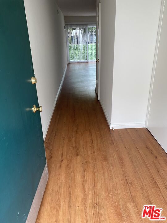 4244 Duquesne Avenue, Culver City CA: https://media.crmls.org/mediaz/3073e1c4-1730-4d23-9c1d-d2ed3060d7bc.jpg