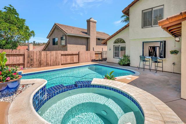 9068 Buckwheat St, San Diego CA: https://media.crmls.org/mediaz/30758b8a-5b4b-48c2-a9a1-a06d3cf1df29.jpg