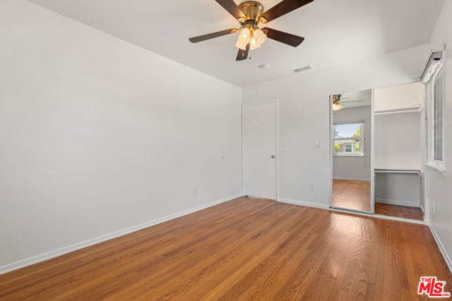7601 Dunfield Avenue, Los Angeles CA: https://media.crmls.org/mediaz/307591e0-b13e-4e1d-b02d-cc064aaf4dab.jpg