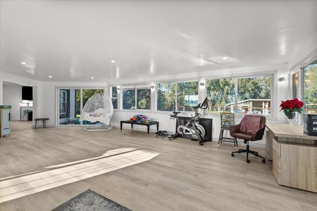 9350 Bond Road, Elk Grove CA: https://media.crmls.org/mediaz/3075d3a6-cbb1-4f71-98be-1fda886a3d91.jpg