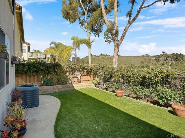 Detail Gallery Image 33 of 35 For 11615 Trailbrook Ln, San Diego,  CA 92128 - 3 Beds | 2/1 Baths
