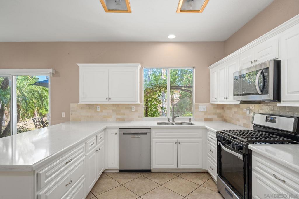 1020 Cima Dr - photo 12