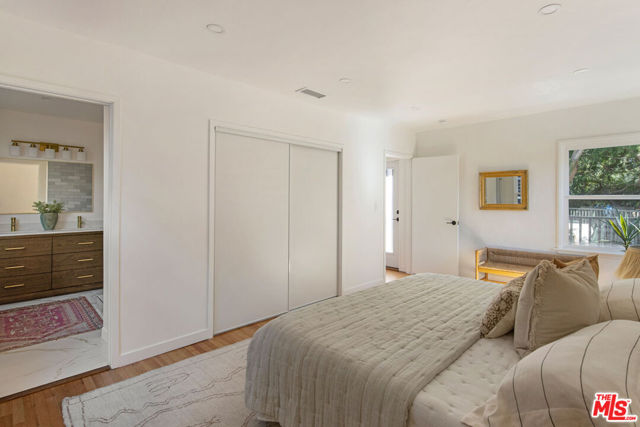 1327 Brampton Road, Los Angeles CA: https://media.crmls.org/mediaz/3078dde0-b39f-4a1c-a84c-e188554b7f6b.jpg