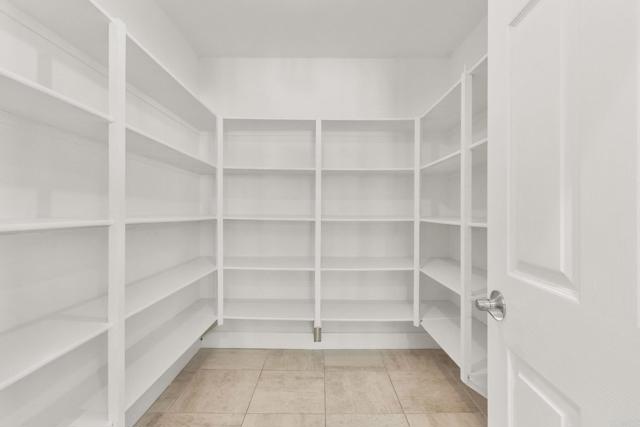 Detail Gallery Image 20 of 72 For 3156 Willow Creek Pl, Escondido,  CA 92027 - 5 Beds | 4 Baths