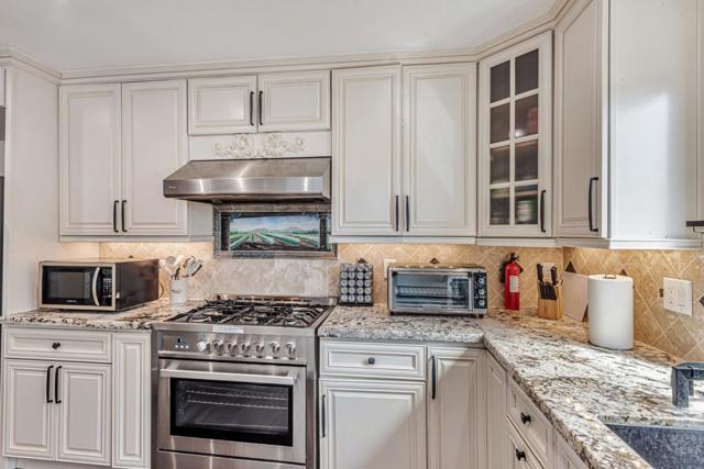 101 S 13th Street, San Jose CA: https://media.crmls.org/mediaz/30792cca-8cf2-44cc-bc39-329f67c6a527.jpg