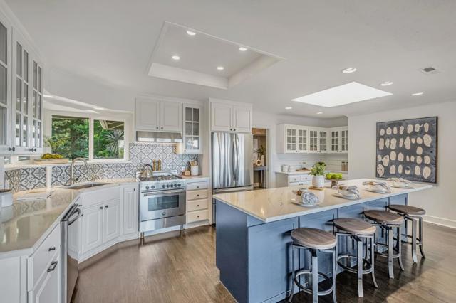 24705 Spanish Oaks Road, Los Gatos CA: https://media.crmls.org/mediaz/3079f157-04ff-4417-8515-9b5de7e7f109.jpg