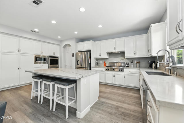 3548 Bridgehampton Way, Camarillo CA: https://media.crmls.org/mediaz/307be3a3-6e16-44ee-a0dd-523f1275c071.jpg