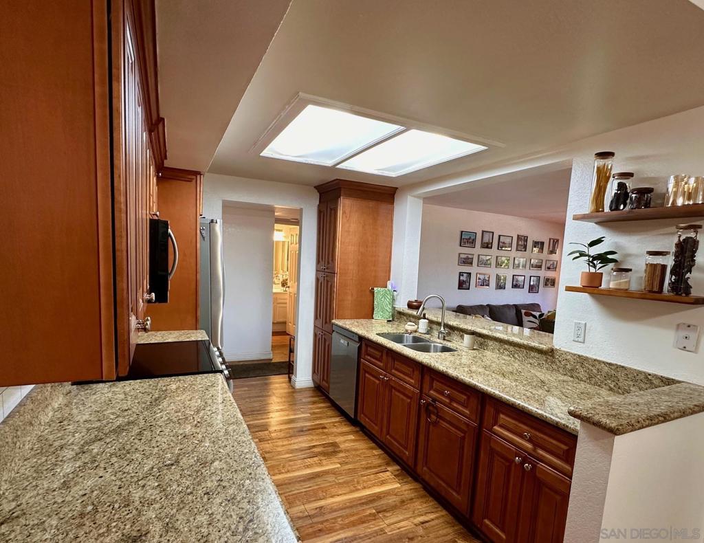 1020 Washington - photo 7