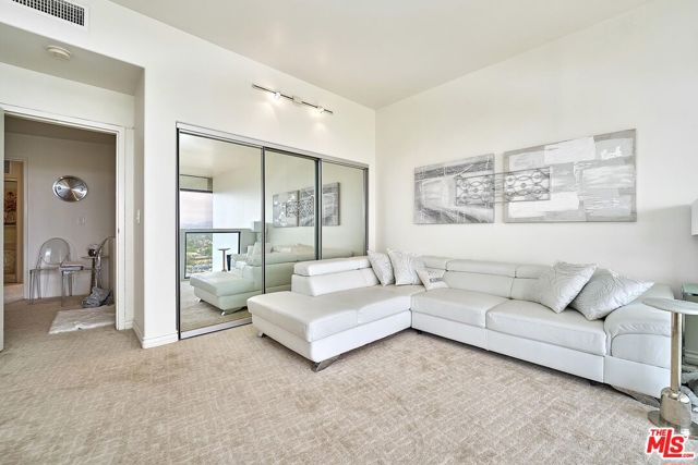 4337 Marina City Drive, Marina del Rey CA: https://media.crmls.org/mediaz/307cc7d2-76d5-4768-9af4-c8a1f32bc6f1.jpg