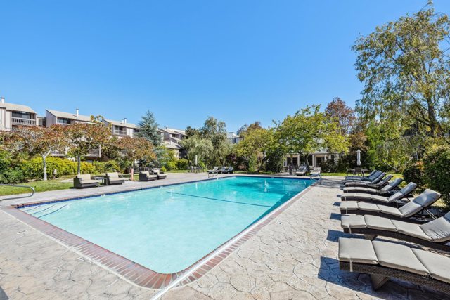 Image 36 of 56 For 2101 Shoreline Dr  153