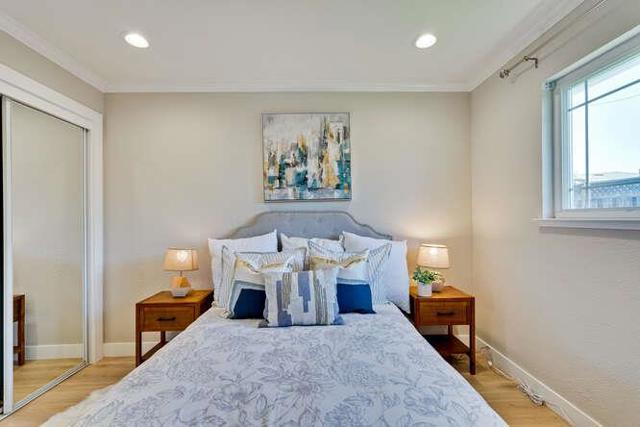 898 La Plata Plaza, Campbell CA: https://media.crmls.org/mediaz/307ce288-2ad0-473e-a283-7d42f351a571.jpg