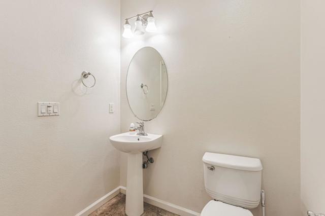 233 S Yucatan Place, Mountain House CA: https://media.crmls.org/mediaz/307d09fd-dccc-41ee-ac0b-1bff4b07af26.jpg