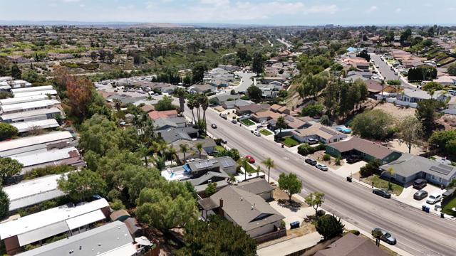 931 Rutgers Ave, Chula Vista CA: https://media.crmls.org/mediaz/307d5ea0-440f-4c07-bd00-d584c25c810c.jpg