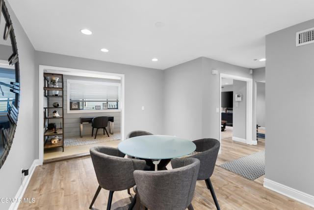 1224 S Westlake Boulevard, Westlake Village CA: https://media.crmls.org/mediaz/307d7e27-b34c-4a11-b80e-3fe3f0622b5c.jpg