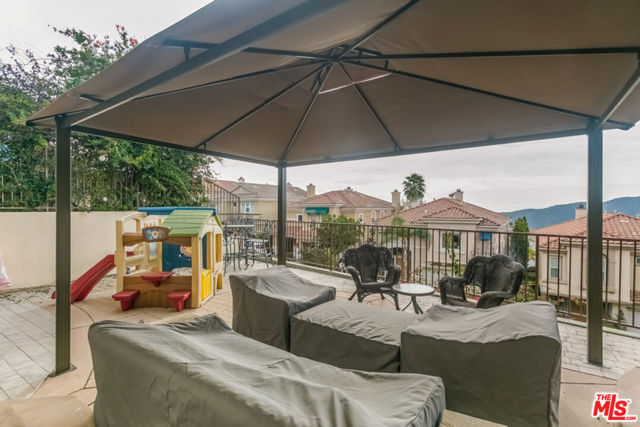 Drew Fenton | 16780 Calle De Marisa Pacific Palisades CA | MLS: 7058460