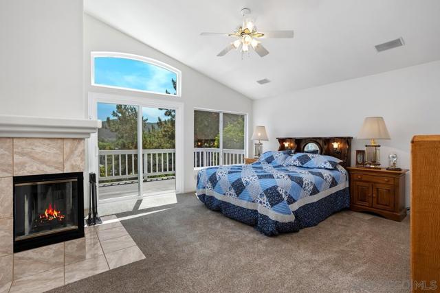757 Marigold Way, San Marcos CA: https://media.crmls.org/mediaz/307e0567-3bd7-458f-8d81-27145389d63f.jpg