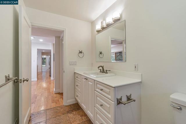 9 Wanda Way, Martinez CA: https://media.crmls.org/mediaz/307e614b-768c-4f33-b067-e827be2bf695.jpg