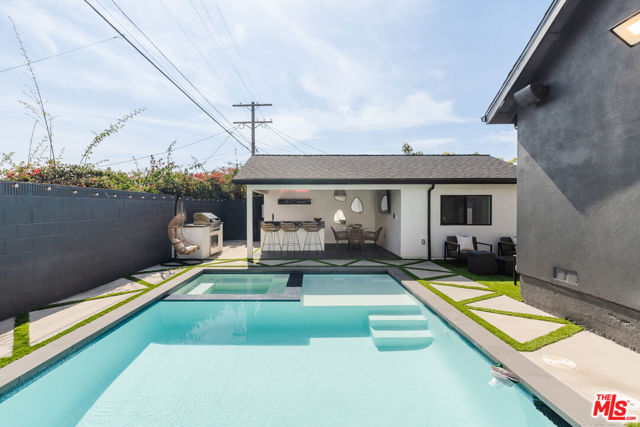 1836 Hi Point Street, Los Angeles, California 90035, 4 Bedrooms Bedrooms, ,4 BathroomsBathrooms,Single Family Residence,For Sale,Hi Point,25491829