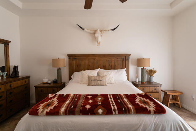 48305 Pic Way, Indio CA: https://media.crmls.org/mediaz/3082793e-9b5b-4d00-82b2-342a8423834f.jpg