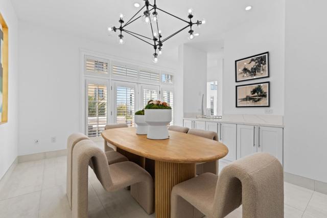356 Santana Row, San Jose CA: https://media.crmls.org/mediaz/3082b41e-c22e-442b-a85e-94f83acf0e97.jpg