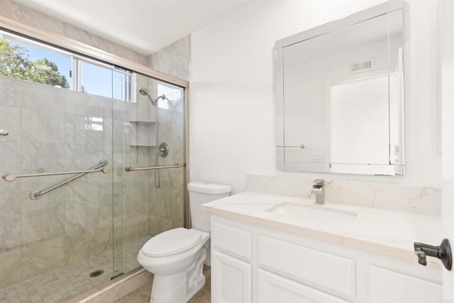 Detail Gallery Image 33 of 60 For 16883 Saint Andrews Dr, Poway,  CA 92064 - 5 Beds | 5/1 Baths