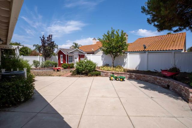 39668 Roripaugh Road, Temecula CA: https://media.crmls.org/mediaz/30850caf-9761-4334-a069-af230f9ee7b6.jpg