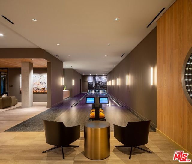 702 N Doheny Drive, West Hollywood CA: https://media.crmls.org/mediaz/30852617-02ea-4296-9b6d-2b6d6280fc1a.jpg