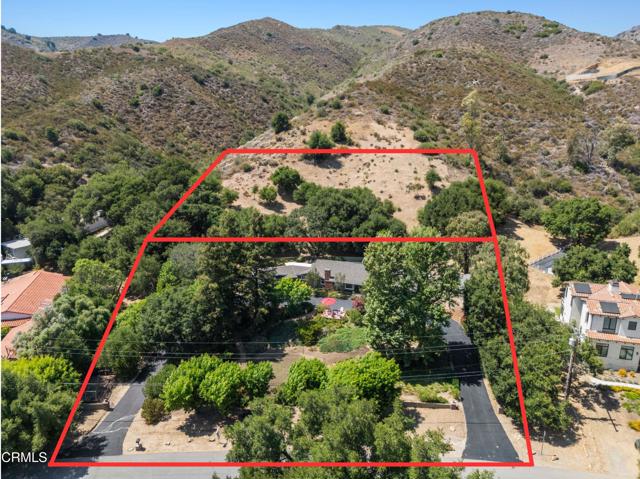 2547 Stokes Canyon Road, Calabasas CA: https://media.crmls.org/mediaz/30856801-4323-4869-9e80-2f1ac0ebbb97.jpg