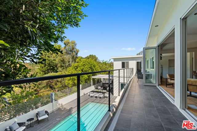 7470 Woodrow Wilson Drive, Los Angeles CA: https://media.crmls.org/mediaz/3085b621-0d8c-41a3-ae20-59bc500b3413.jpg