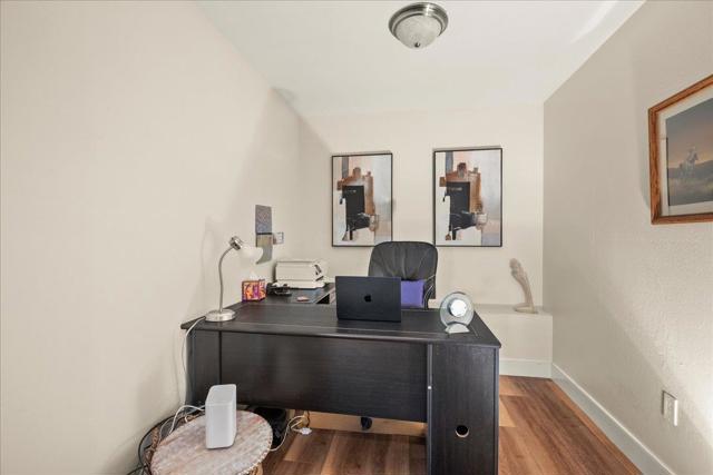 6641 Leyland Park Drive, San Jose CA: https://media.crmls.org/mediaz/30880d2e-7f77-48a3-adc2-2d8e76e784f8.jpg